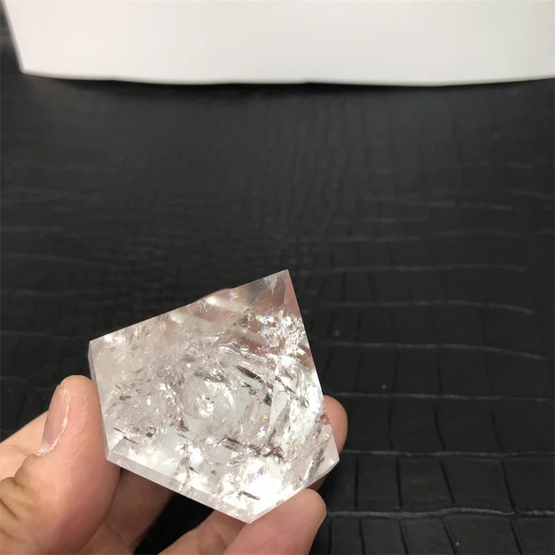 

Высококачественный натуральный полированный прозрачный кварцевый бриллиант с радужной хрустальной башней для украшения