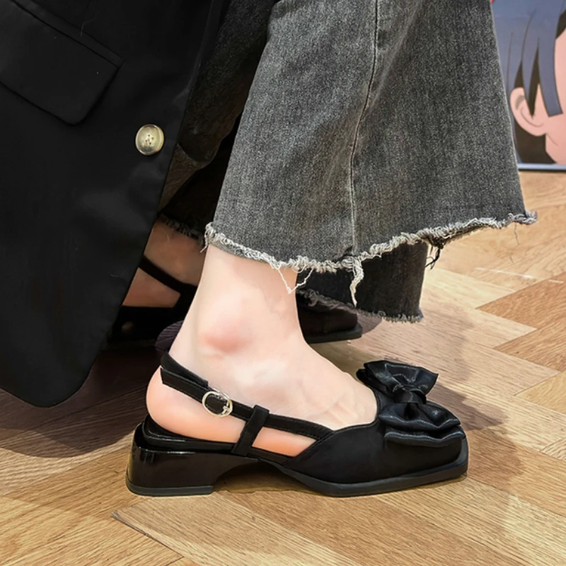 Сандалии женские на высоком квадратном каблуке босоножки Мэри Джейн с пряжкой в