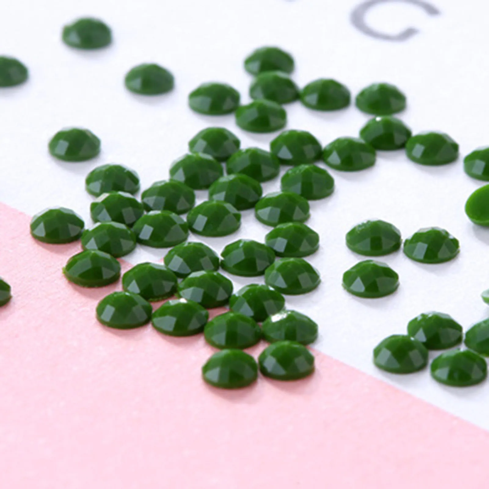 2 8 мм Гладкие плоские круглые бусины для алмазной живописи DMC447 цветные