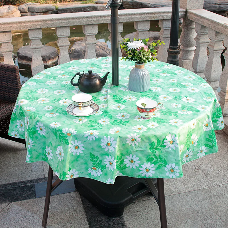 

Bubble Kiss Flannel Round Picnic Zipper Umbrella Hole Tablecloth Daisy Waterproof Oil-proof PVC Tablecloths for Outdoor Dining