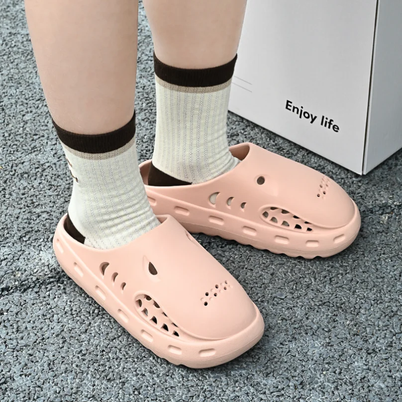 

Hole Shark Slides Clapper House Slippers Woman Cloud Platform Summer Beach Indoor Sandals Men Male Ladies Non Slip Shoes Female