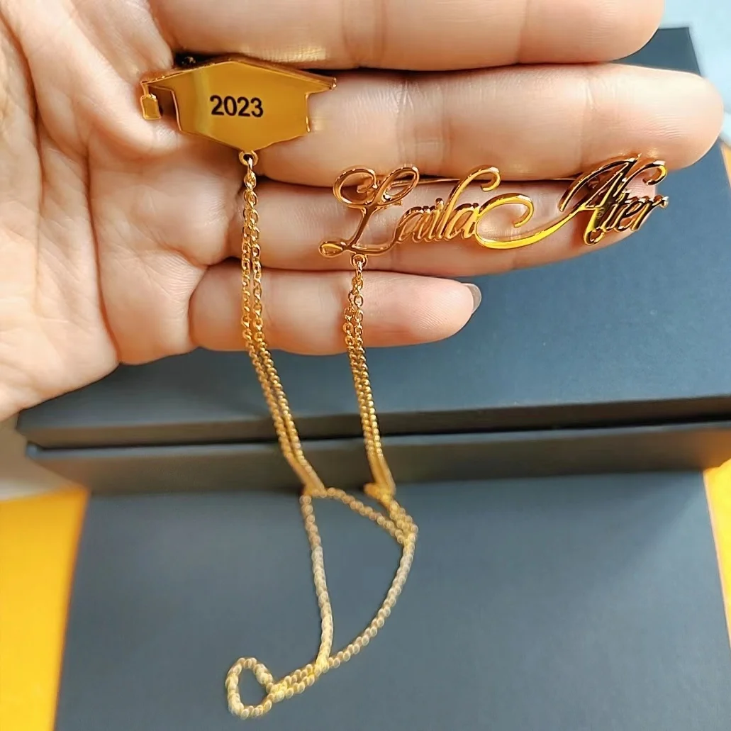 HIBODY Name Custom Graduation Season Brooch Stainless Steel Material Waterproof Crossing 18k Gold Doctor Hat Brooch