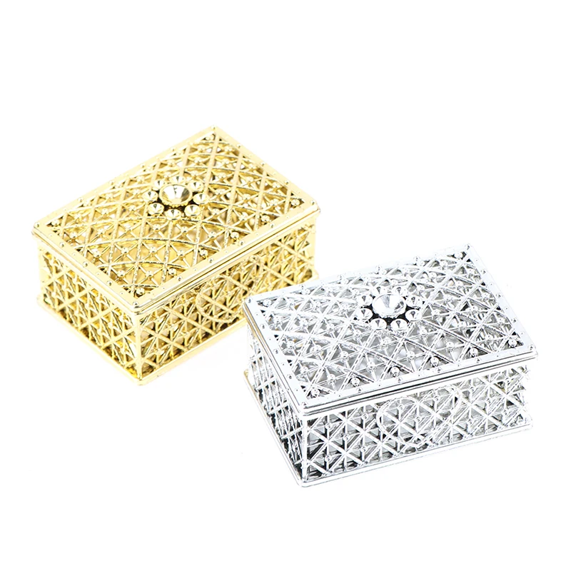 

1PC Mini Plastic Hollow Gold Foil Cake Chocolate Candy Box Wedding Favor Marriage Baby Shower Gift Box Party Event Supplies