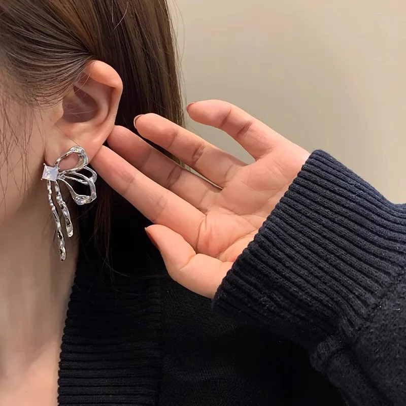 

Korean Fashion Drop Earrings Gothic Punk Stereo Butterfly Womens Earring for Cool Female Metal Dangle Earrings Party Jewelry