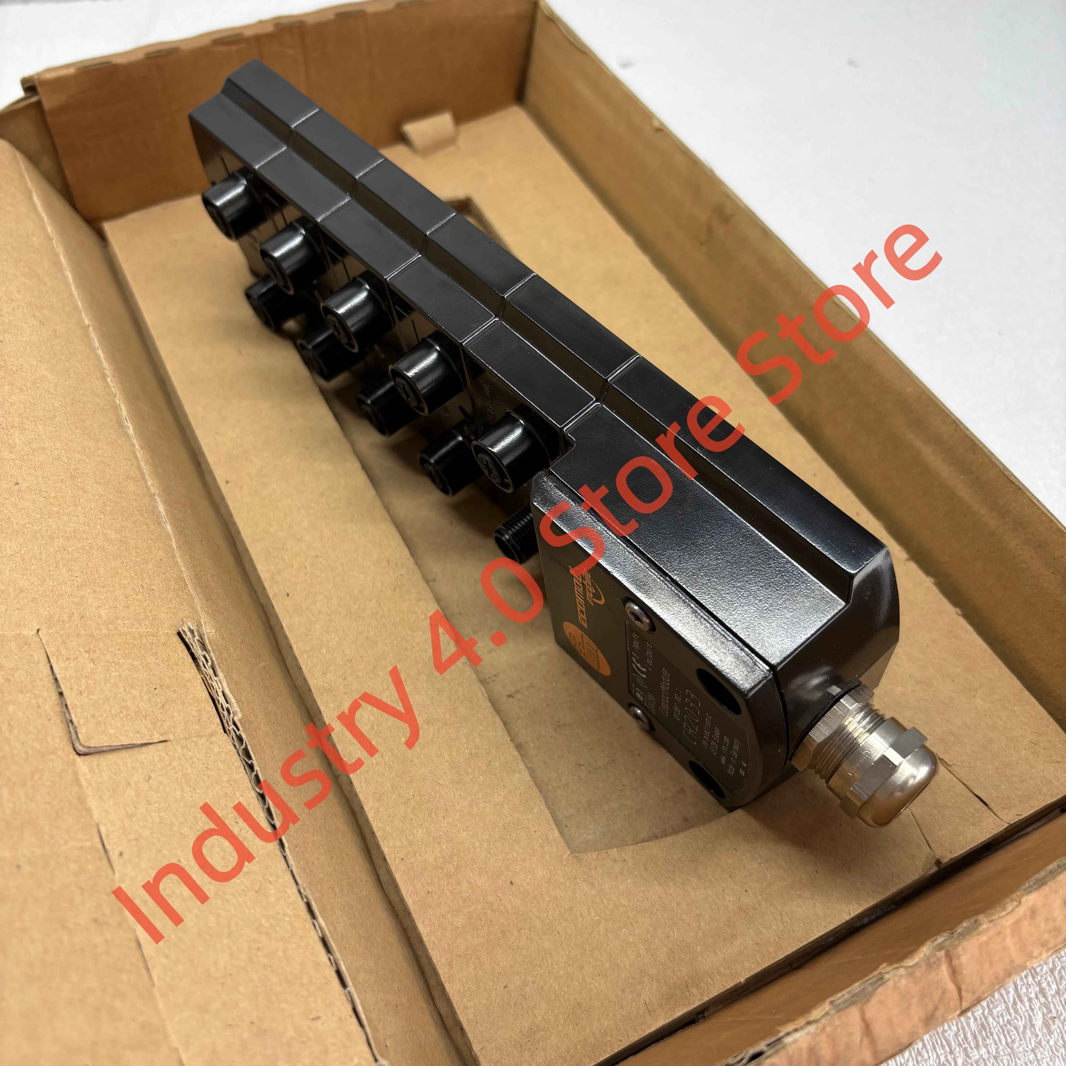 Фото Модуль CR2033 R360/METAL-MODULE/I/8/O/4, 100% новый №3