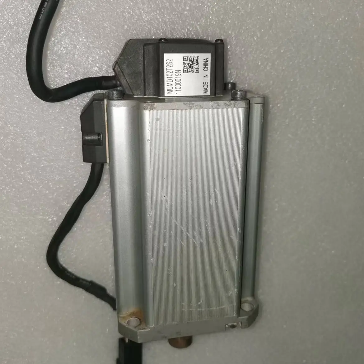 

MUMD102T2S2 ,Used Condition 85% New ,Working Well With 3 Months Warranty