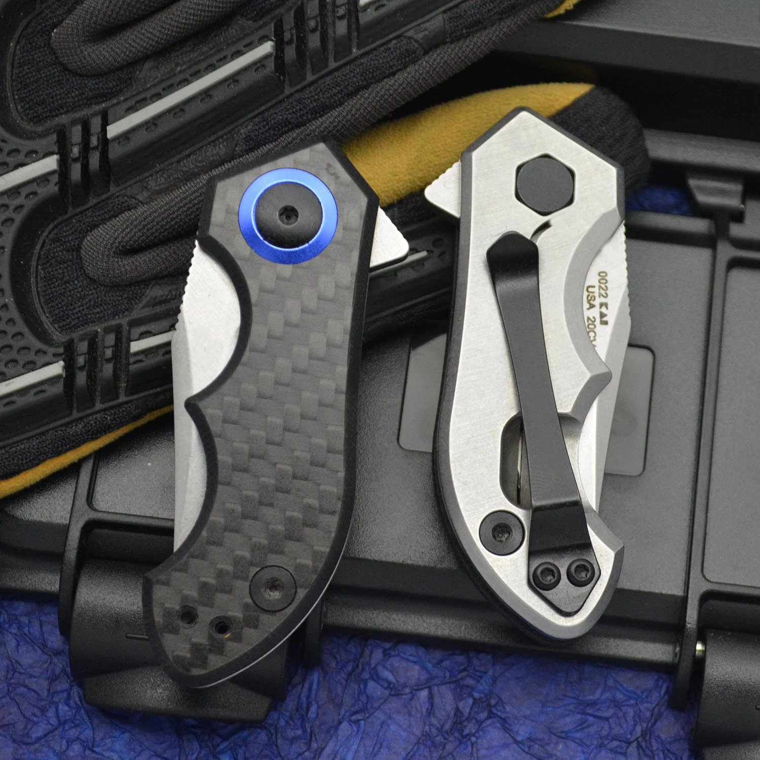 

Mini Carbon Fiber Handle Outdoor Folding Knife Sharp Security Pocket Backpack Self-defense Knives Camping EDC Tool
