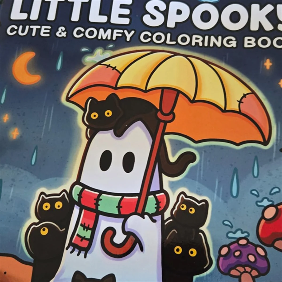 Книжка-раскраска Spooky Cutie для взрослых и подростков с очаровательными жуткими