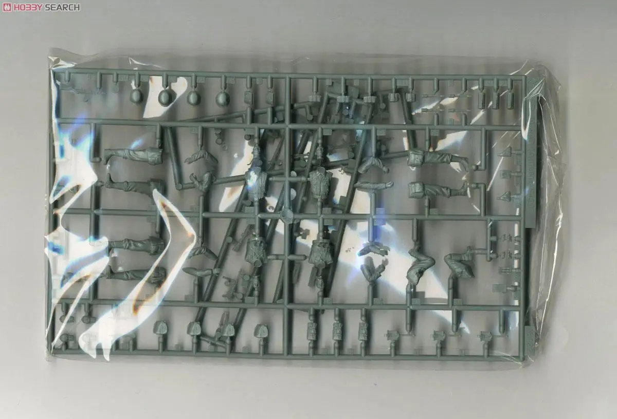 

Немецкий подход к Сталинграду DRAGON 1/35 6122 (осень года)