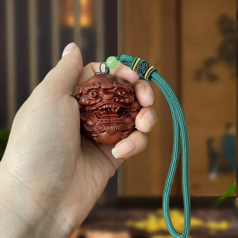 UMQ черное дерево Мужская Ручная игра Pixiu резьба ремесла массаж мяч Руль палисандр