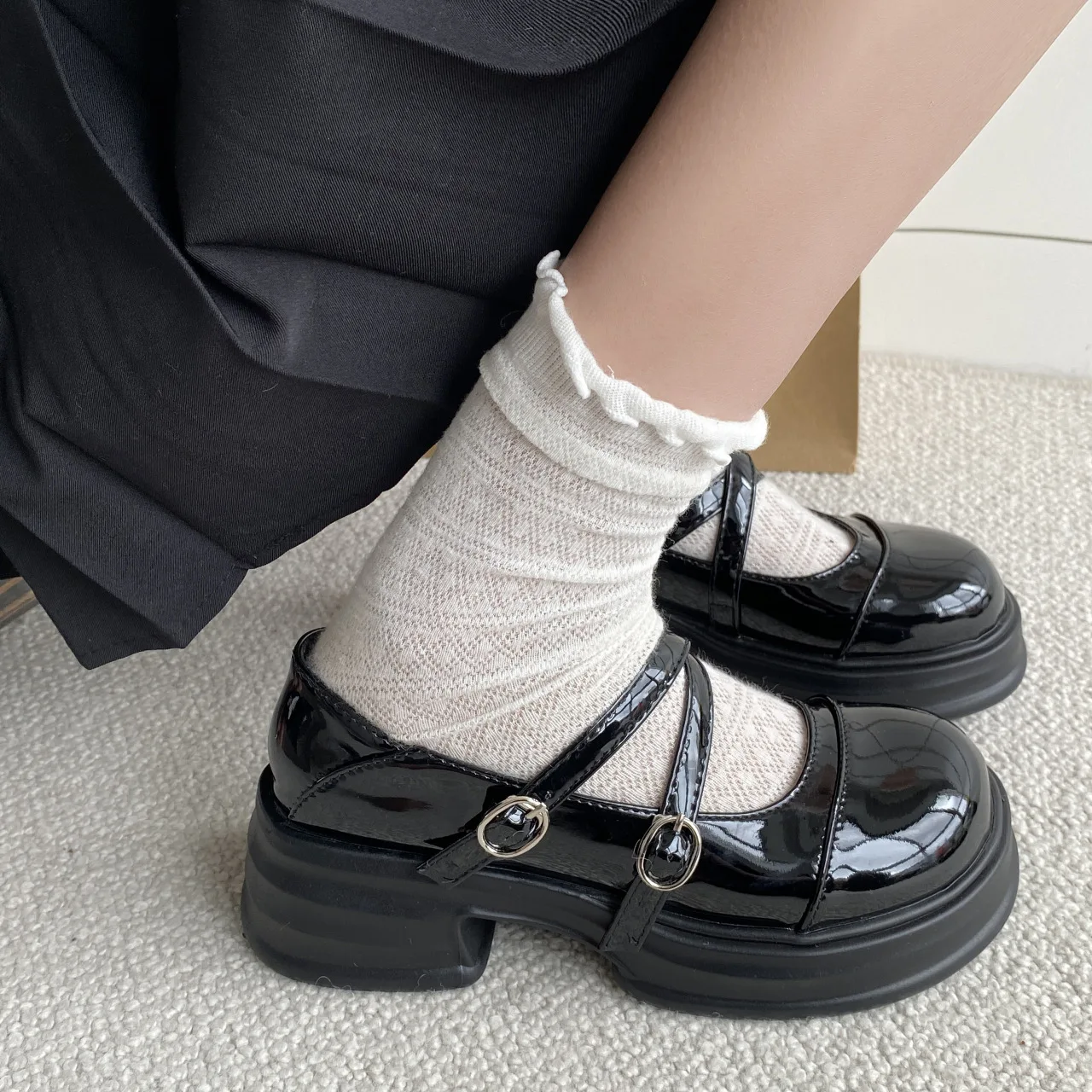 

Shoes Woman Flats Round Toe British Style Oxfords Clogs Platform Casual Female Sneakers Shallow Mouth Modis Dress Preppy New Lea