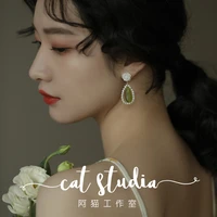 2022 new korean trend earrings white jade flower emerald pearl inlaid short chain sweet romantic golden wedding jewelry