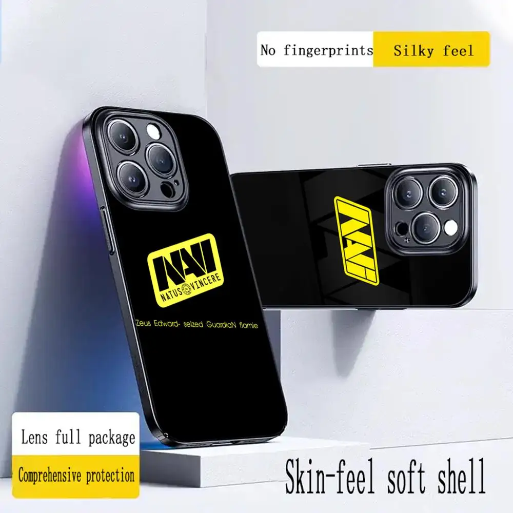 Фото Чехол для телефона с логотипом команды NAVI CS для iPhone 17, 16, 16e, 15, 14, 13, 12 Plus, Mini, Pro, Max – мягкий, черный, противоударный №4