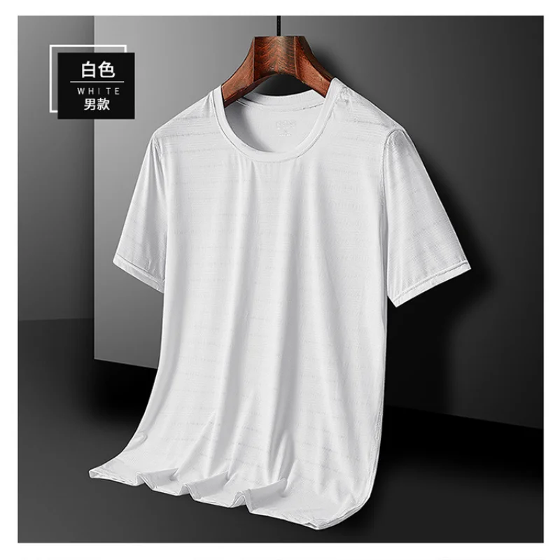 

Летняя мужская футболка