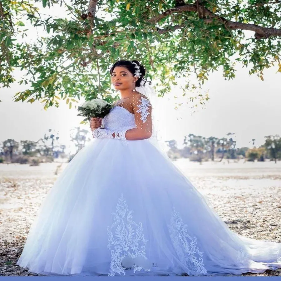 

Scoop Appliqued Beaded Beach Bridal Gowns Vestido De Novia Sweep Train Long Sleeve Puffy Ballgown Wedding Dresses