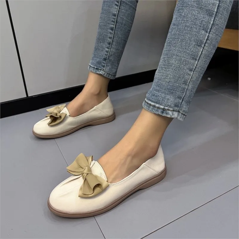 2023 New Women Flower Loafers Woman Slip On Sneakers Ladies Soft PU Leather Sewing Flat Platform Female Shoes All Seasons