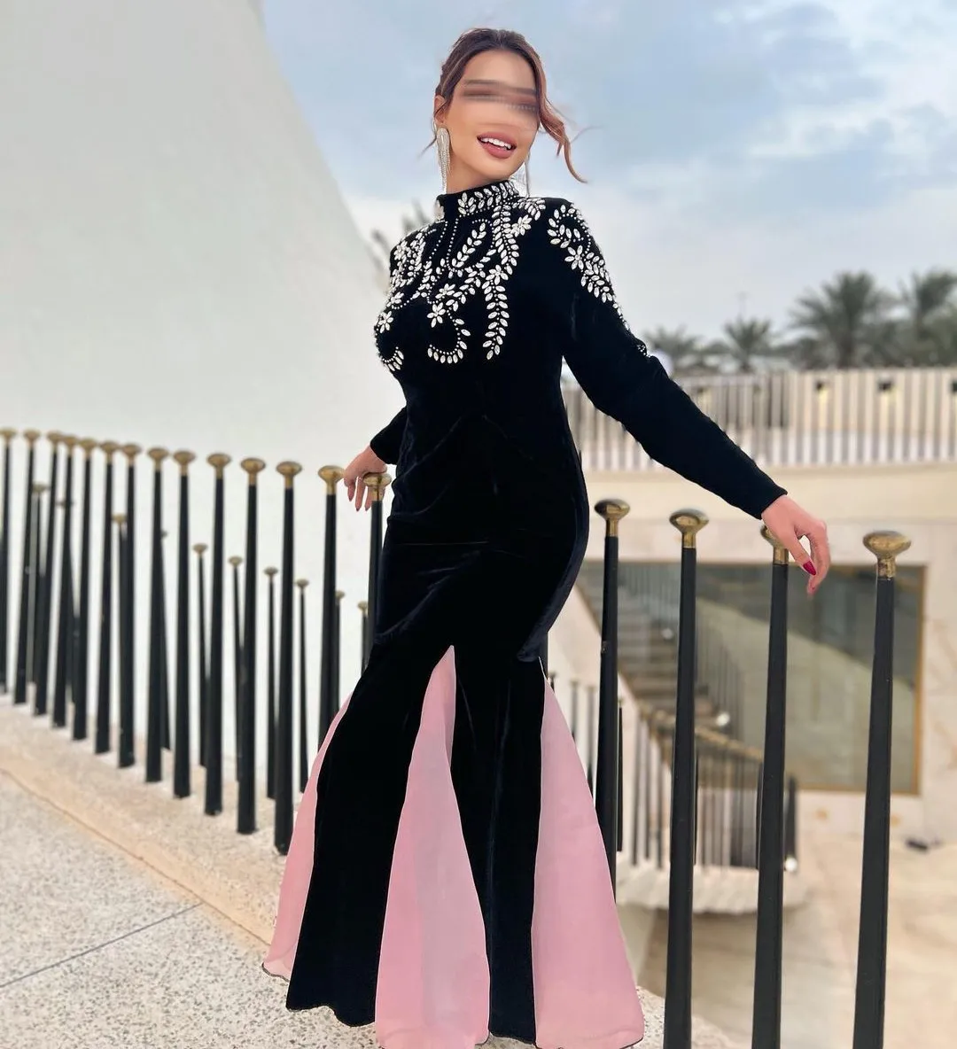 

Meetlove Saudi Arabia Black Mermaid Prom Dresses Women Evening Gowns High Collar Rhinestone Long Sleeves Cocktail Party Dresses
