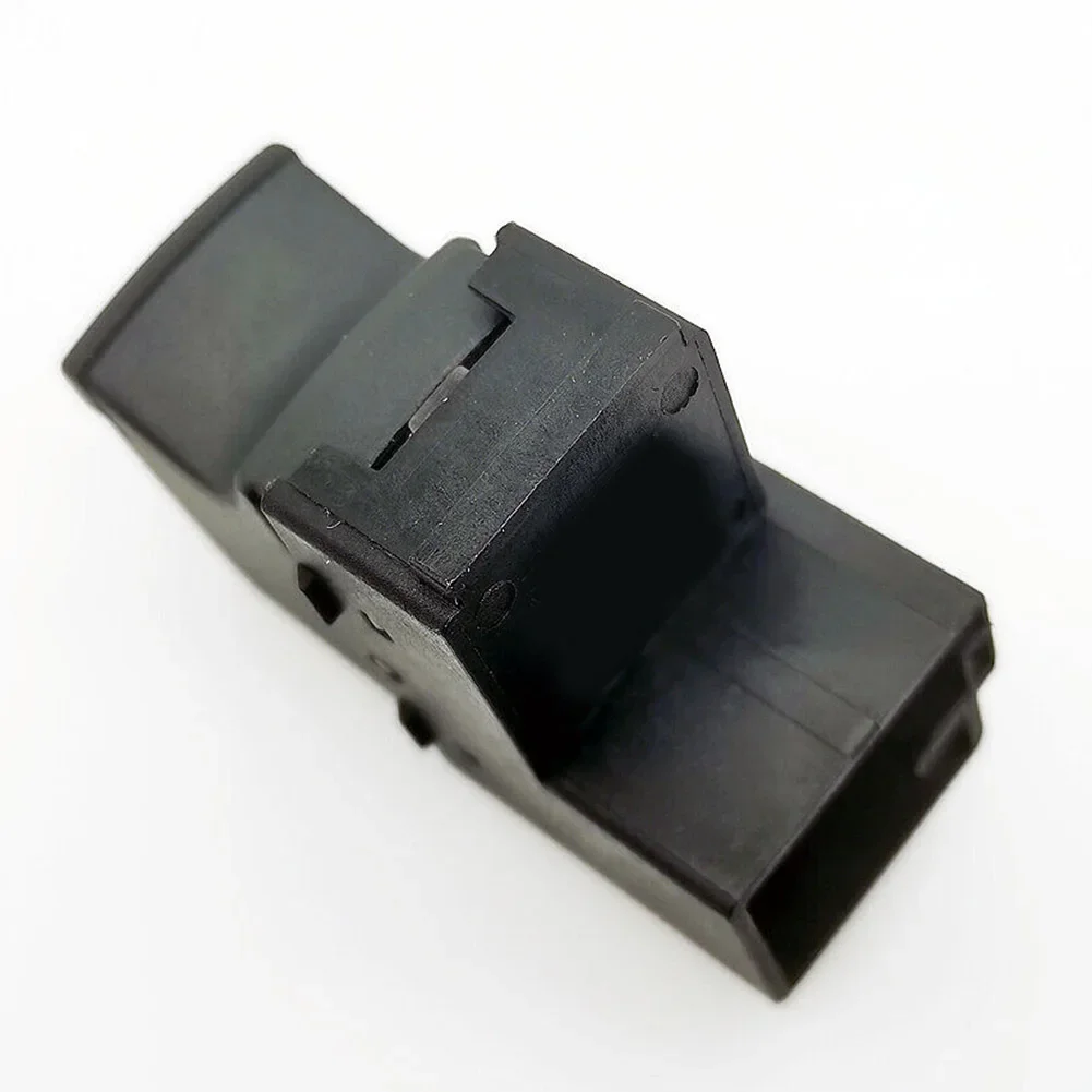 Кнопка выключения багажника открытия задней двери для Passat B5 Golf 1J0959831A 2024