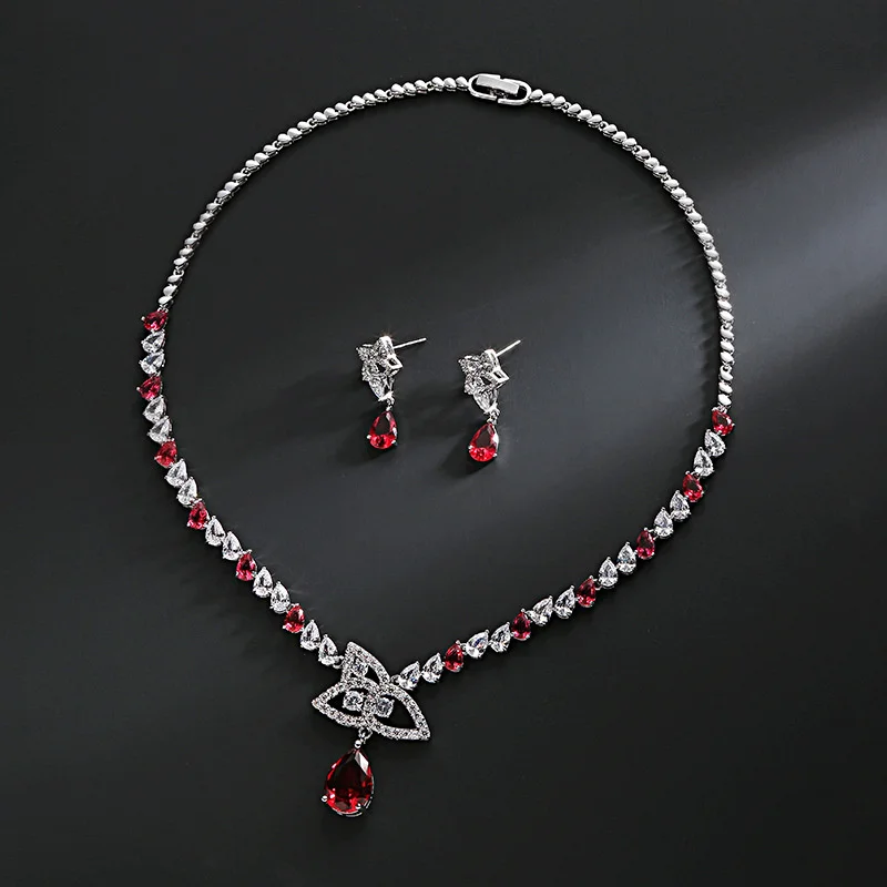 

brand genuine Luxury real jewels Necklace 2-piece set, temperament: versatile, collarbone chain set with Zircon Pendant, flower