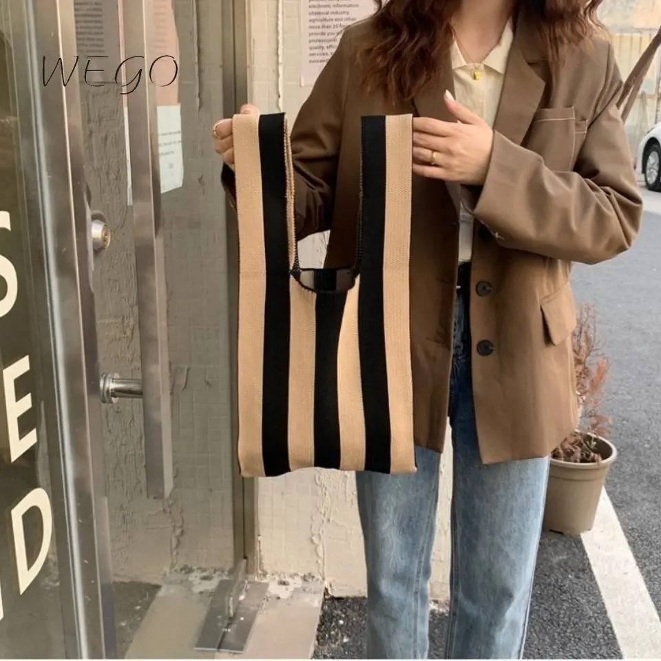 

Новая нишевая тканая сумка-тоут Ins в полоску ручной вязки, квадратная сумка-тоут через плечо для женщин, осенне-зимняя ручная сумка