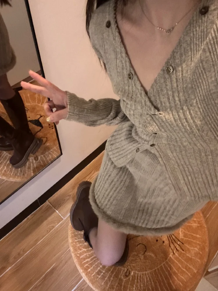

Korobov Lazy Style Women Suit V-neck Crop Tops Slim Knitwears Winter High Waist Half Skirt Two-piece Set Y2k Korean Fashion