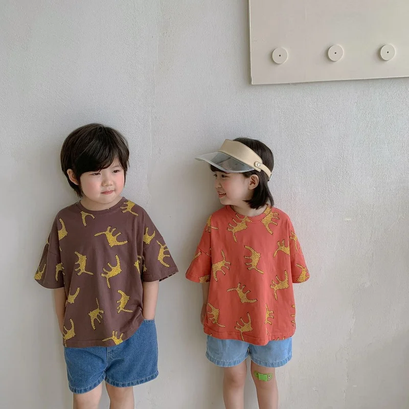 

Детские летние хлопковые футболки с леопардовым принтом, Свободные повседневные тонкие Топы с коротким рукавом для мальчиков и девочек