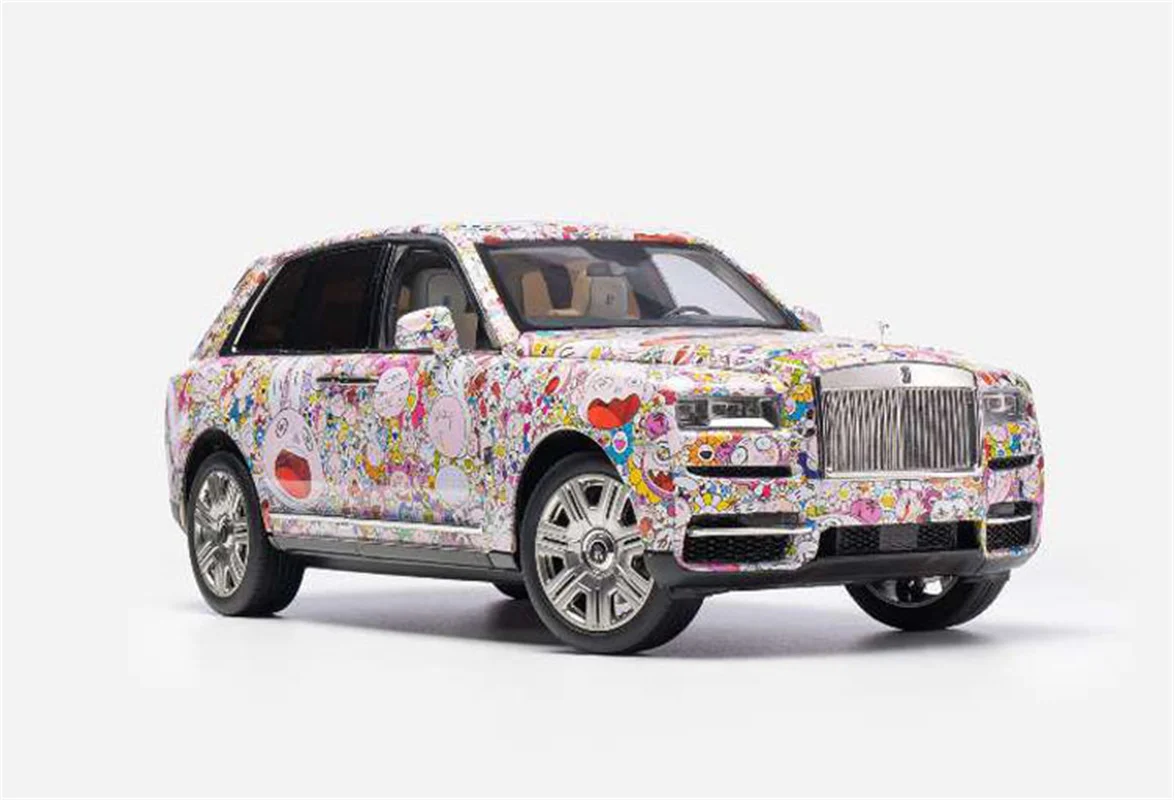 

Новинка 1/18, модель машины из роликов Royce RR Cullinan с подсолнухами, литые модели автомобилей, подарки для хобби, демонстрационные коллекционные ...