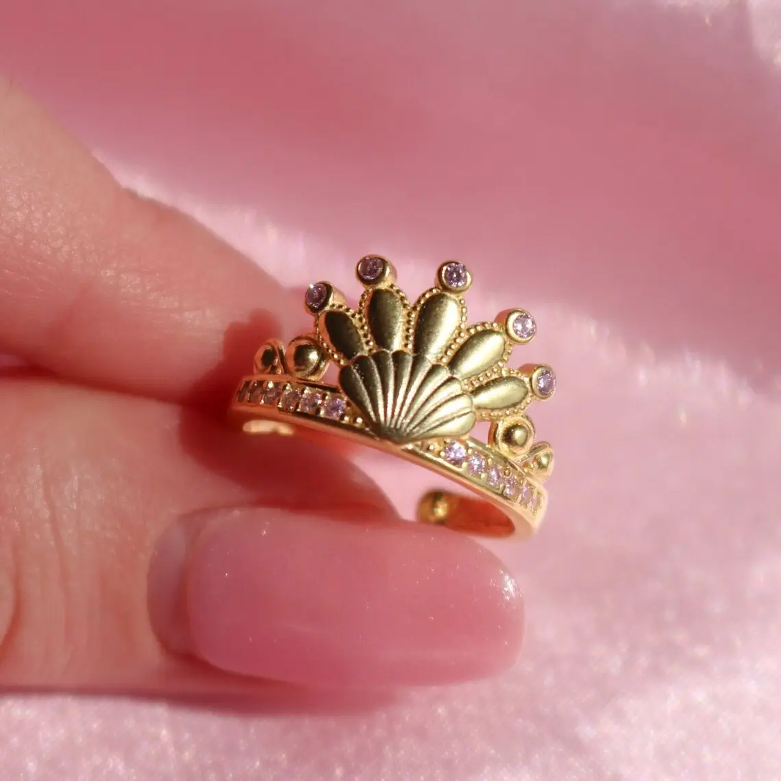 

Classic Cartoon Film Merliah Mermaid Tale Same Rings Luxurious Fashion Shell Crown Pearl Ring Romantic Cosplay Jewelry