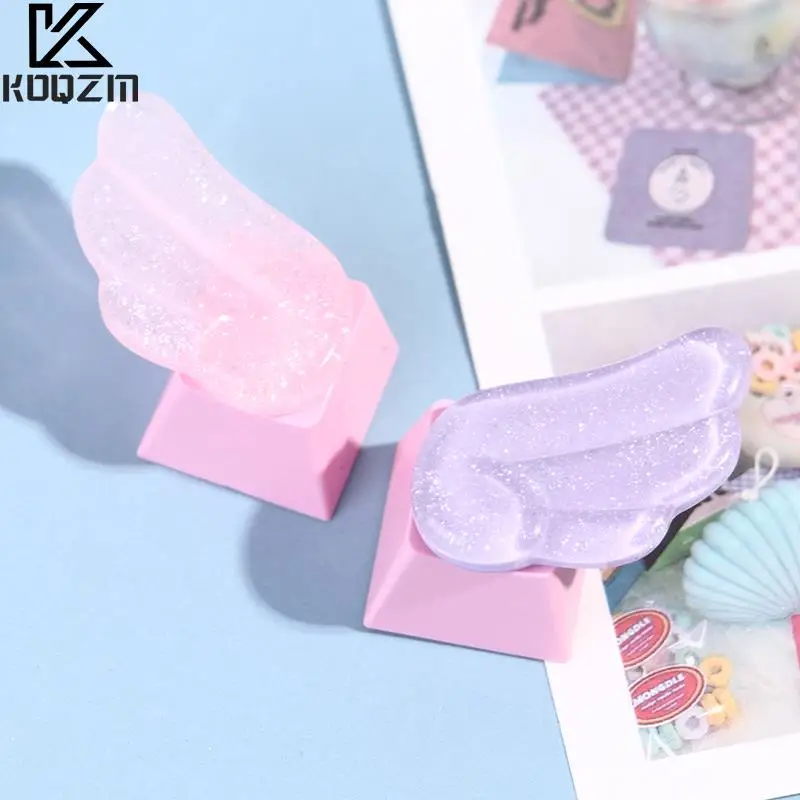 

Механическая клавиатура ручной работы с персонализированными колпачками клавиш с милыми крыльями кристаллами