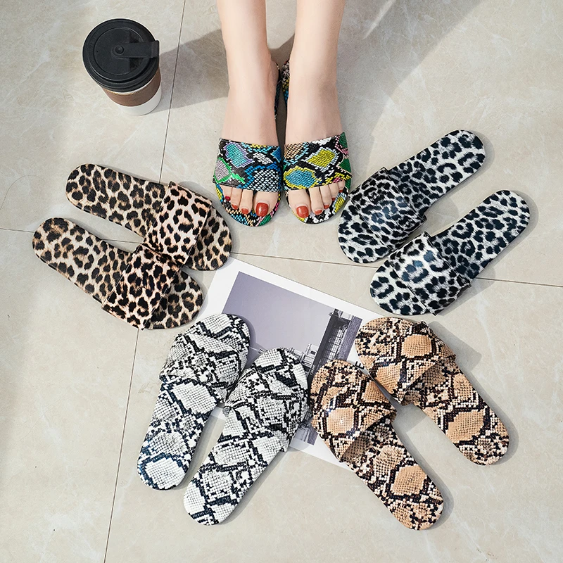 2022 Summer Women Slippers Leopard Sexy Snake PatternFlats Sandals Designer Goth Cozy Party  Ladies Outdoor  Home Casual Shoes