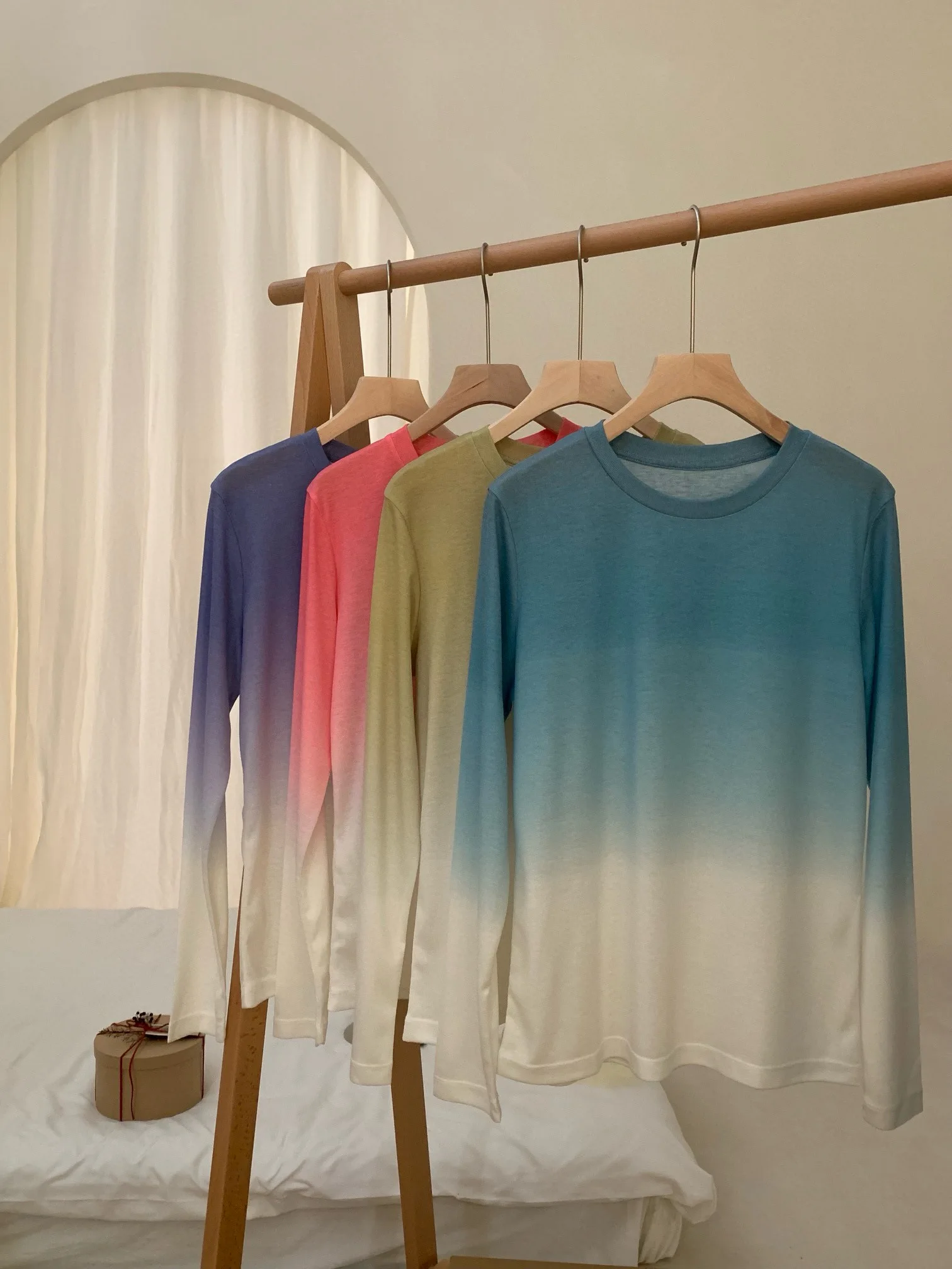 Эксклюзивный Свободный Тонкий водорастворимый свитер с градиентом для ранней