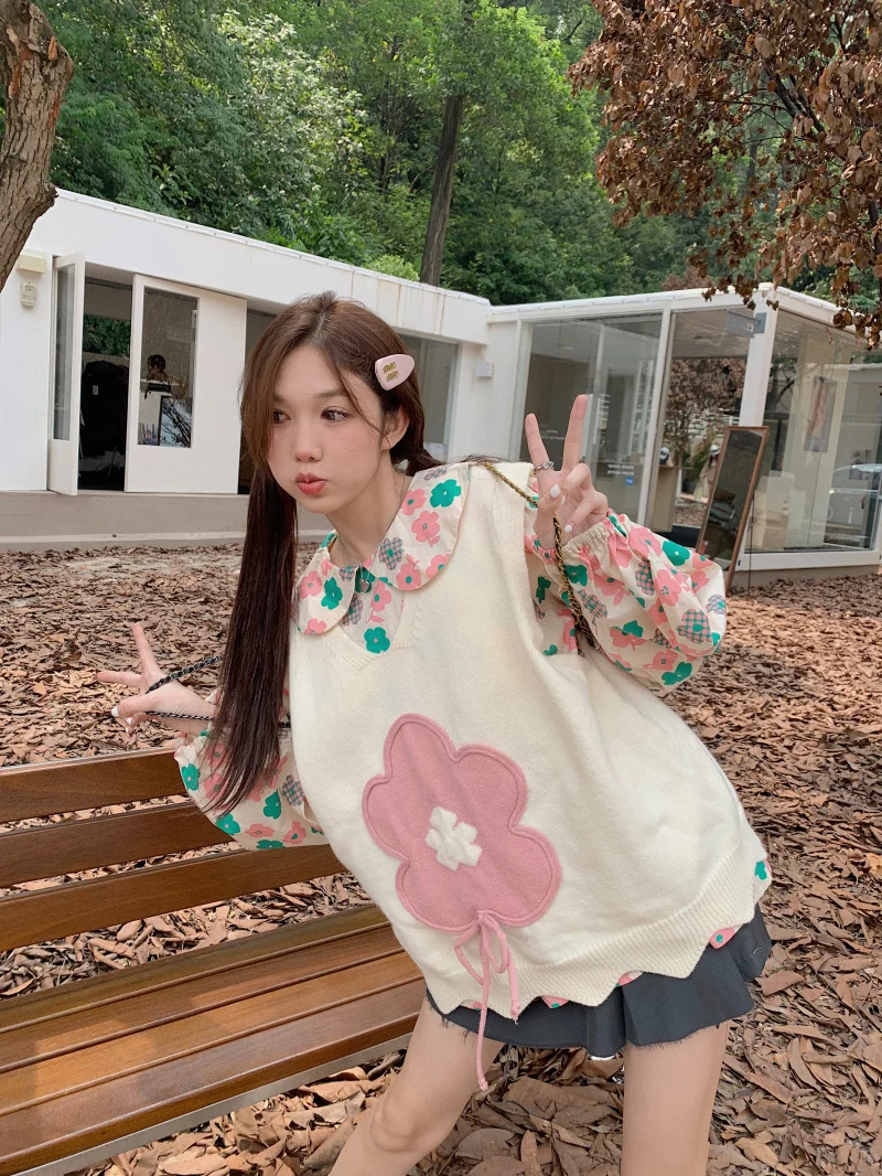 

GP4640 Sweet and Age Reducing Loose Vest Back Early Autumn 2023 New Floral Laydown Shirt Fashion Set ins