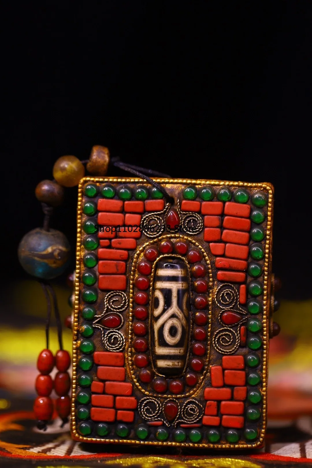 Натуральный метеоритный амулет филигранная инкрустация драгоценными камнями