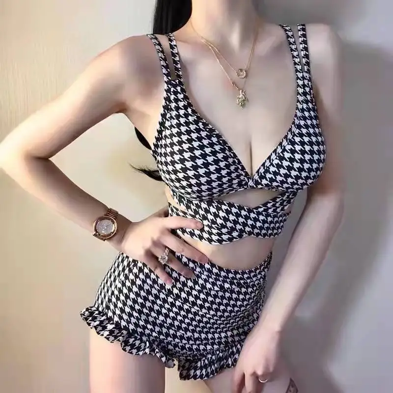 

Two-pieces Lattice Cross Strap Women Sexy Bikini Set Ladies Swimwear Korean 2022 New Swimsuit