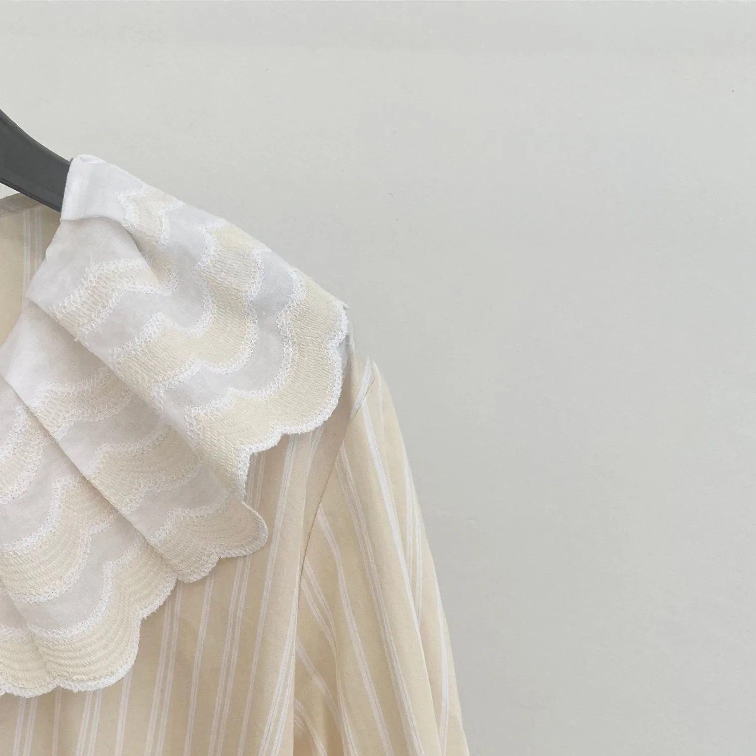 

Women Stripes Mini Dress Ruffles Peter pan Collar Loose Long Sleeve Ladies Short Robe 2022 new