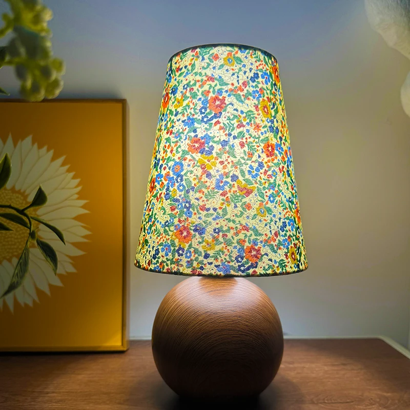 

Лампа Claeted настольная цветочный рисунок