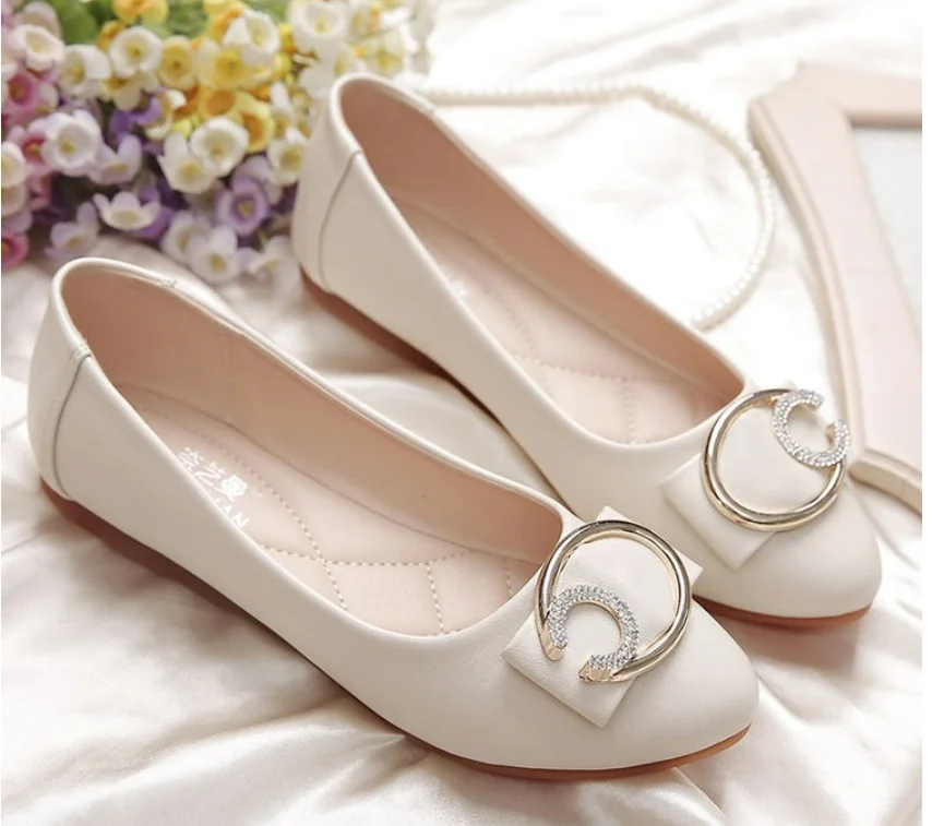 

Woman casual flat leather shoes classic Fashion Soft bottom comfortable shallow mouth non-slip women's Single shoes