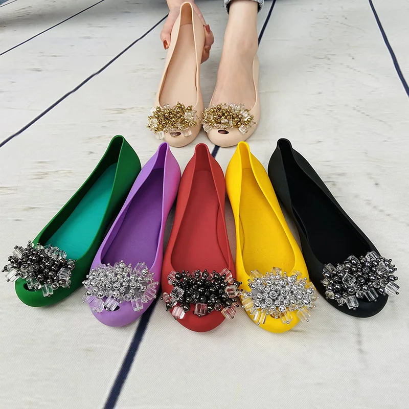 

New Style Women Single Shoes PVC Soft Comfortable Ladies Bead Flower Summer Sandals Girls Princess Style Beach shoes SHW103