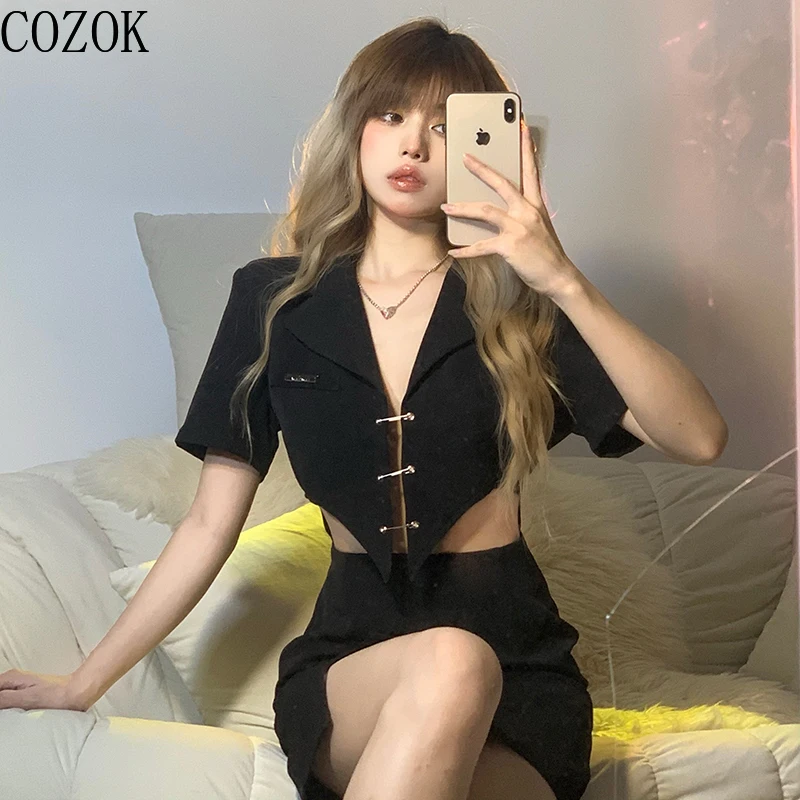COZOK Sexy  Midriff Outfit Sexy False Two-Piece Suit Nightclub Disco Clip Button Lapel Dress Summer Black Skirt Skirt Sets