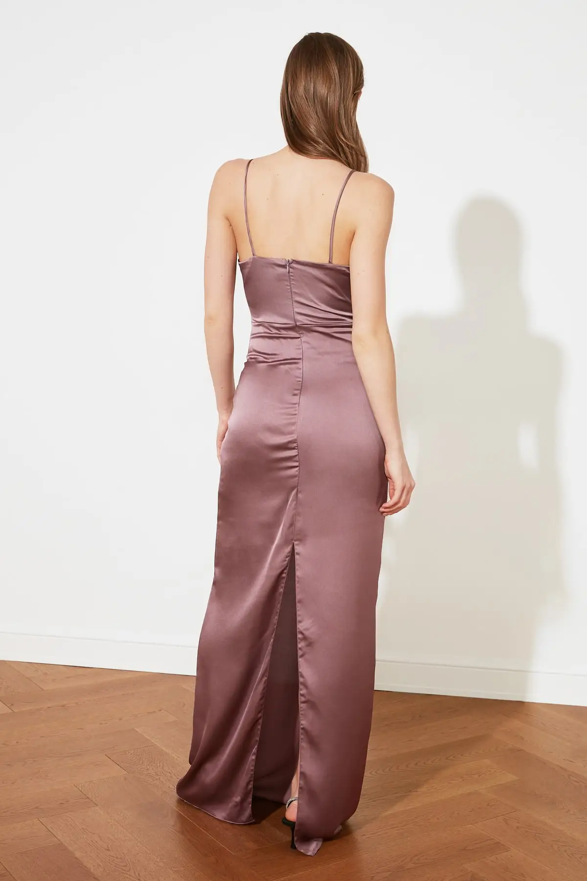 

Trendyol Collar Detail Satin Evening & Prom Gown TPRSS21AE0073
