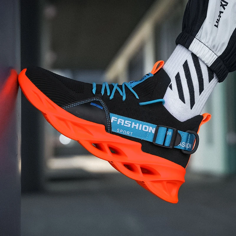 Summer Men Breathable Running Shoes Blade Running Sneakers Fashion Cheap Male Sneakers Lightweight Mesh Walking Mens Gym Shoes