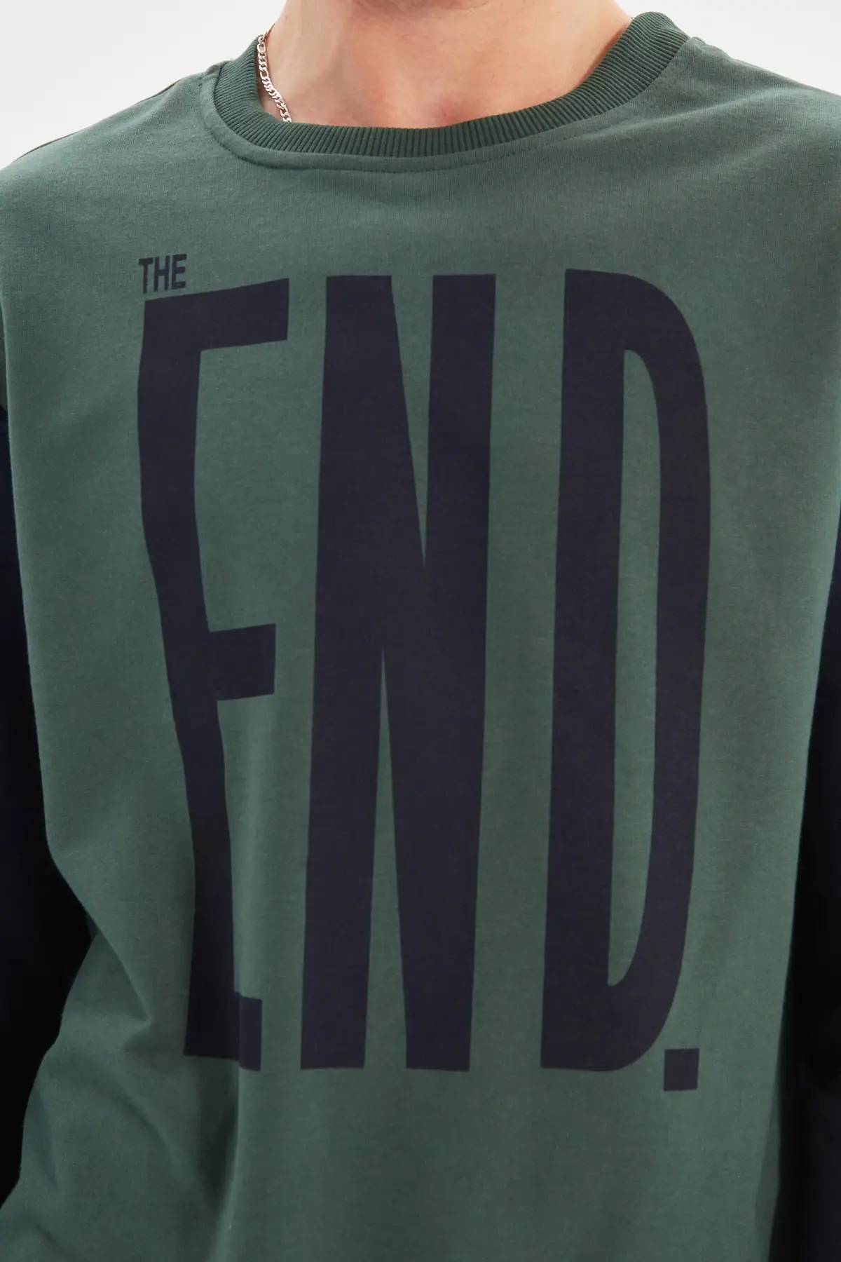 

Trendyol Male Regular Fit Regular Fit Sweatshirt TMNAW22SW0360