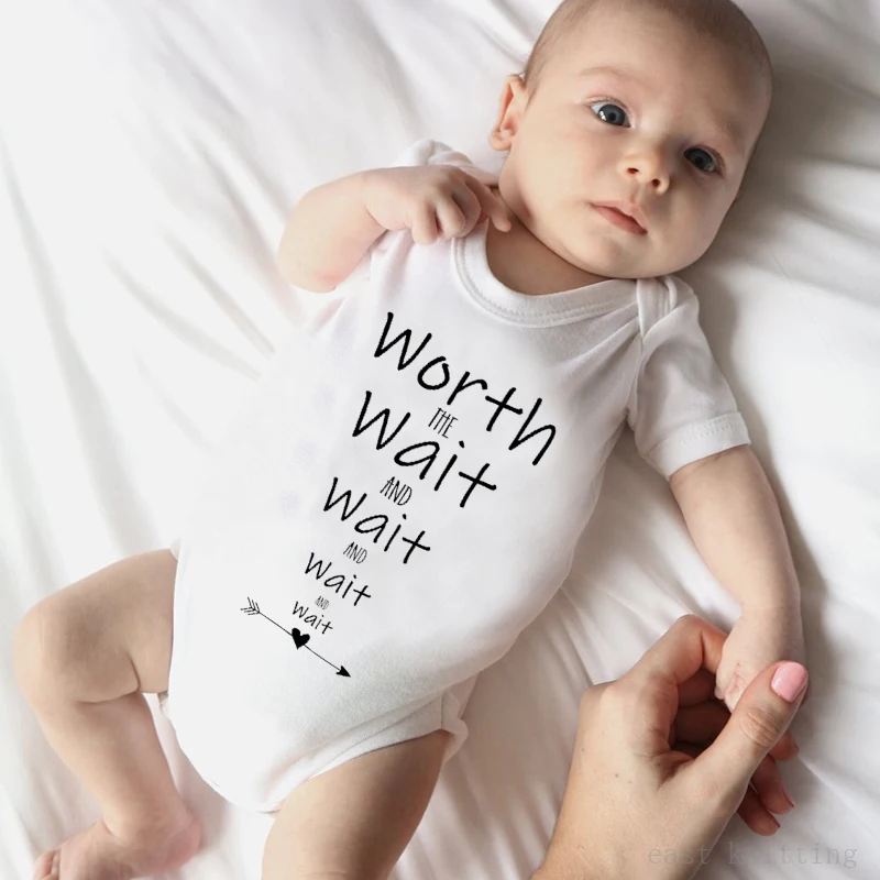 

Baby Boys Girls Fashion Newborn Babysuit Short Sleeve Letter Print Comfortable Cotton Romper Outfits Summer Baby Clothes