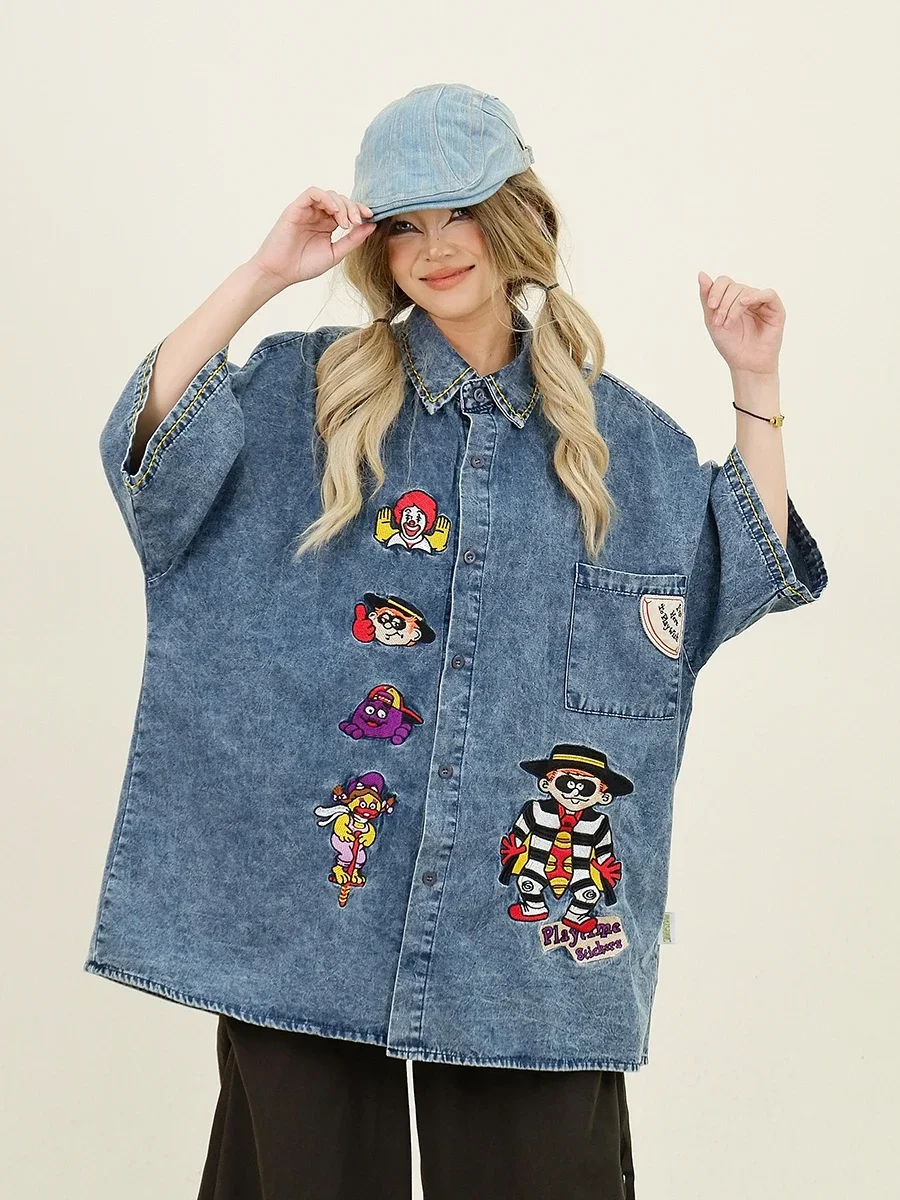 Джинсовые рубашки с коротким рукавом и вышивкой в стиле аниме Новинка лета 2024