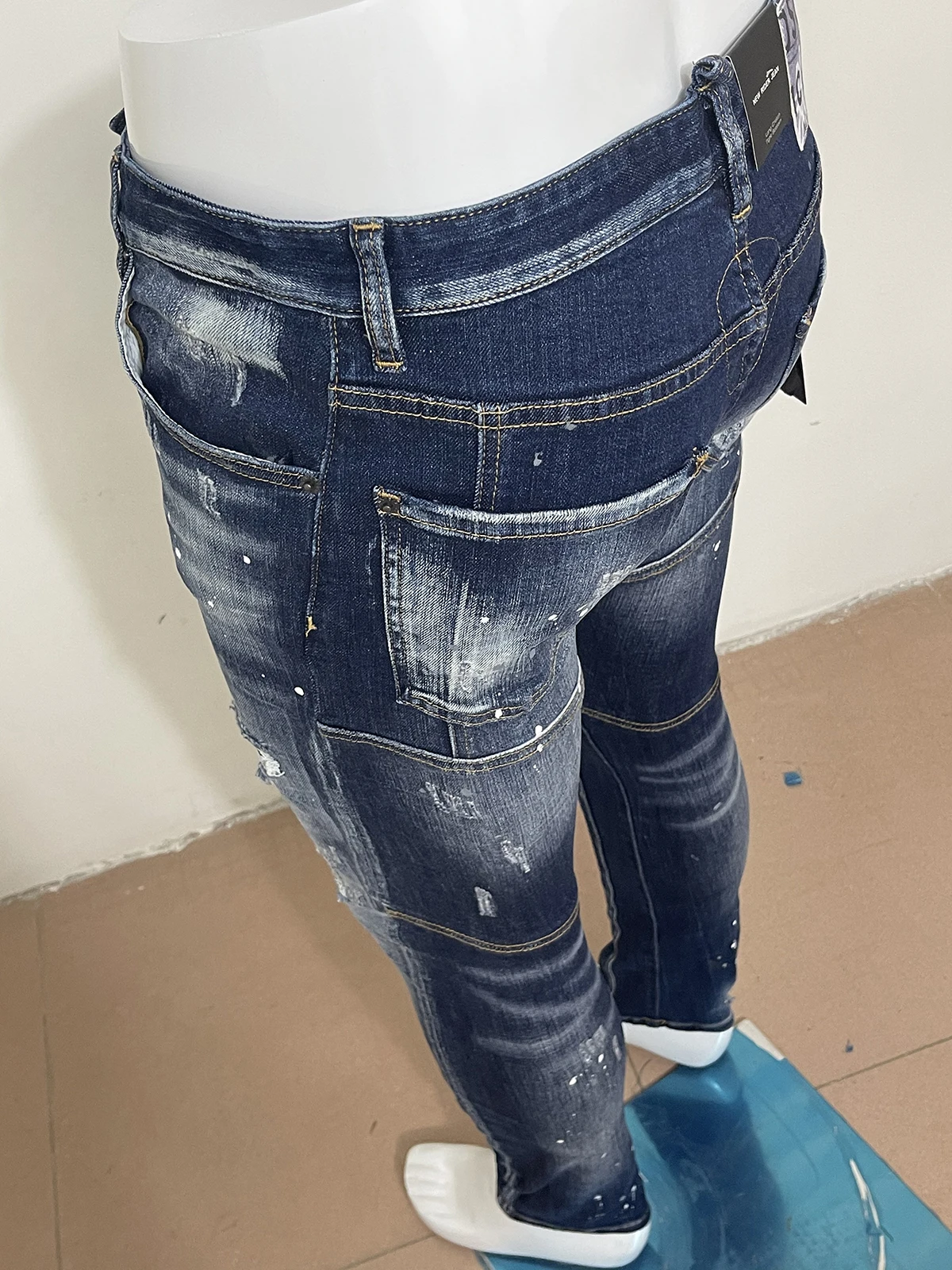 Spring/Summer 2023 new jeans d2 jeans splicing dark blue wash wear-resistant slim-fit micro-bullet casual patch paint 388