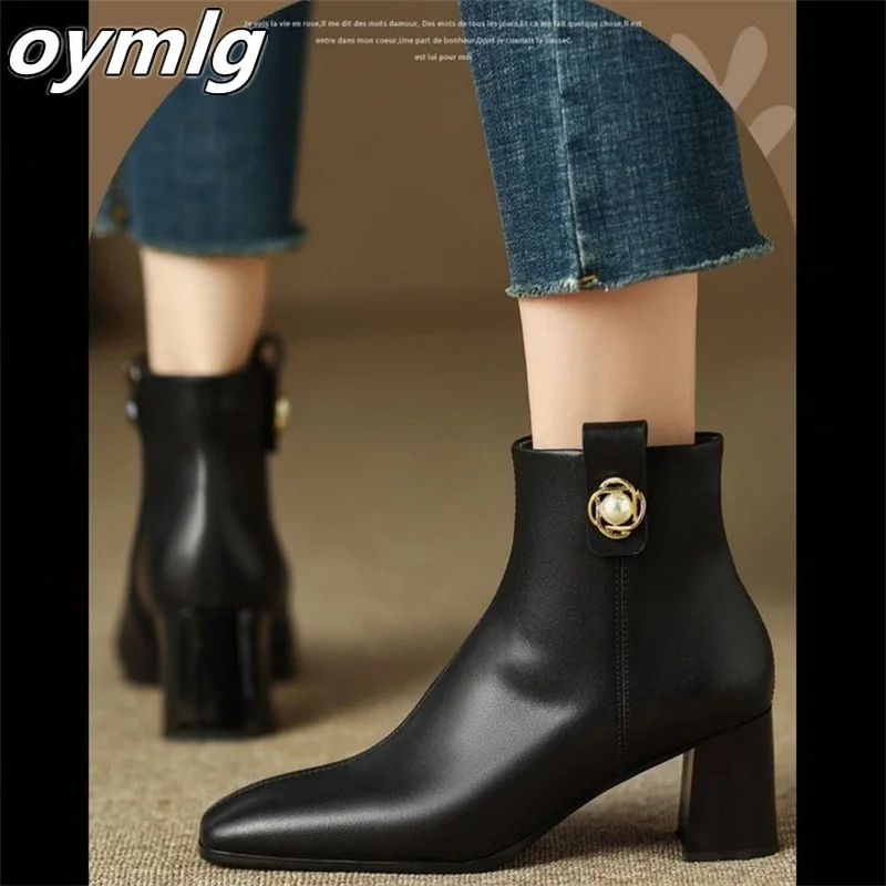 Retro riding boots women's2022autumn and winter new thick heel temperament high-heeled single boots square toe beige short boots