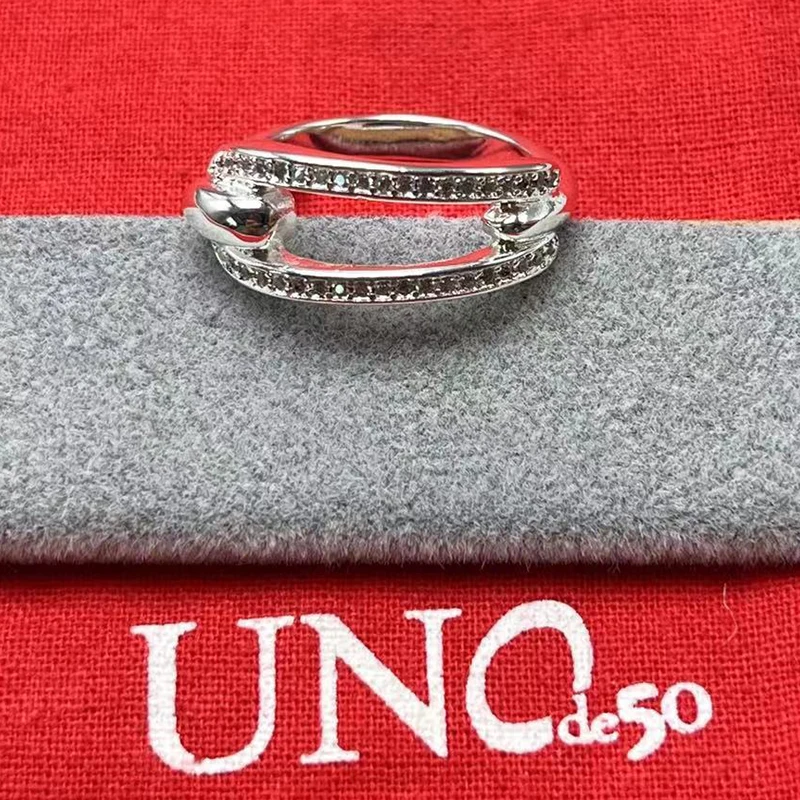 

Новинка 2023, unode 50, европейский и американский стиль, Лидер продаж, креативное высококачественное кольцо с драгоценными камнями, женское романтическое ювелирное изделие, подарочная сумка