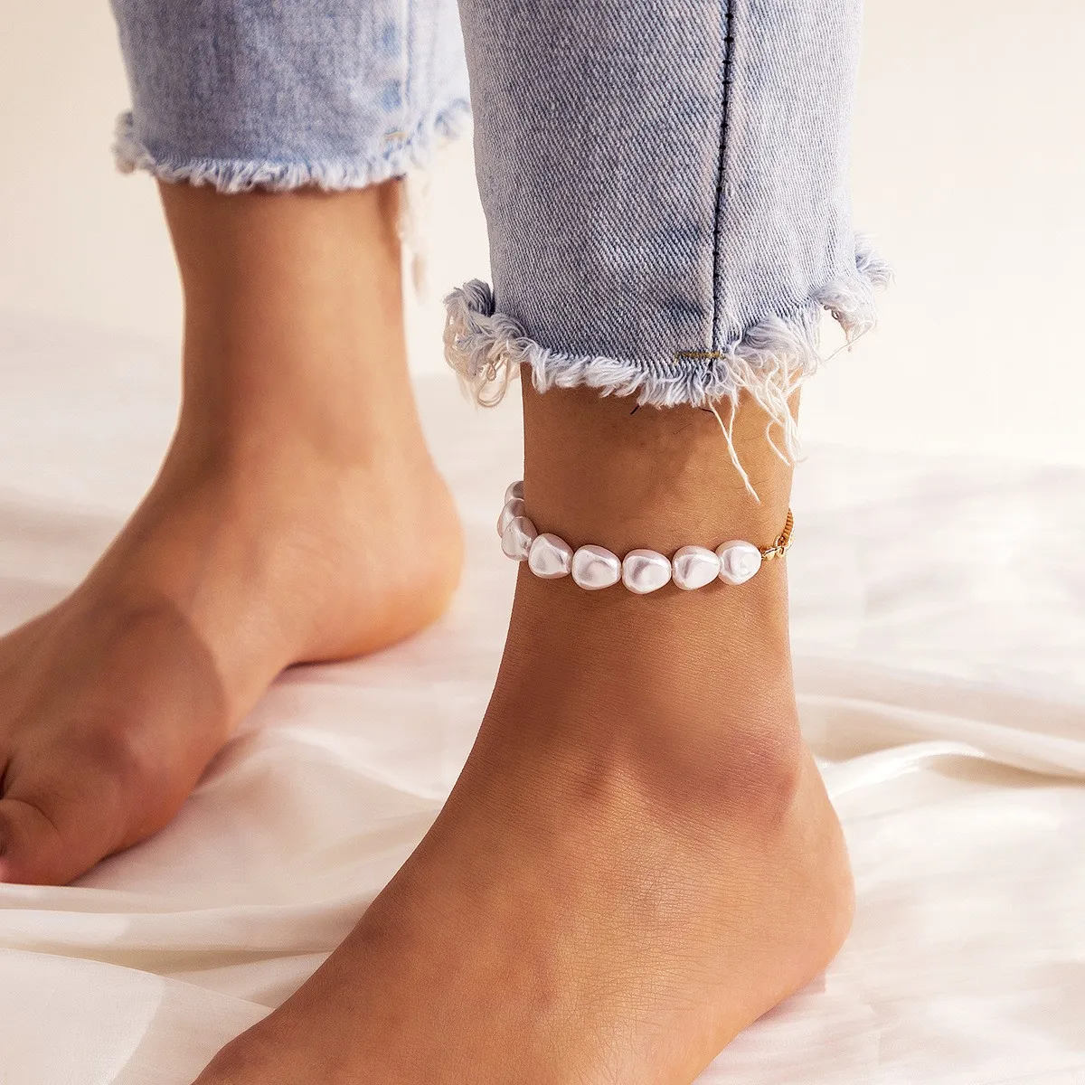 

New 2022 Summer Beach Pearl Vintage Anklet Handmade Beaded Patchwork Anklet
