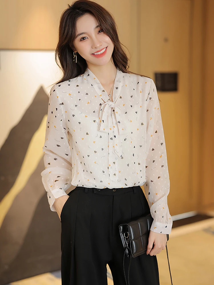 

Women'S Long Sleeves Pullover Shirt White Floral Chiffon Shirt Bow Shirt 2022 Summer New Korean Fashion Casual Bottoming Shirt
