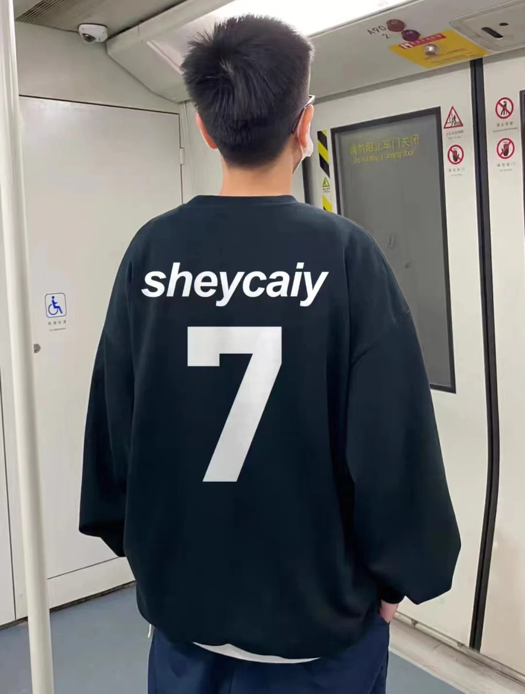 

Свитшот женский оверсайз с буквенным принтом, уличная одежда свободного кроя в Корейском стиле, одежда с круглым вырезом, Осень-зима